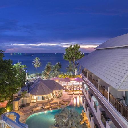 Pattaya Discovery Beach Hotel - Sha Extra Plus Екстер'єр фото