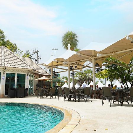 Pattaya Discovery Beach Hotel - Sha Extra Plus Екстер'єр фото